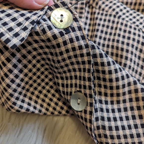 Vintage Bentley cream and black plaid slightly cropped button down size M - Picture 8 of 8